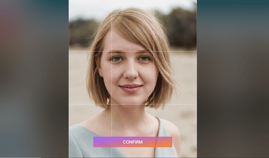 HeadshotGenerator.io Selfie-Upload - Woman.png